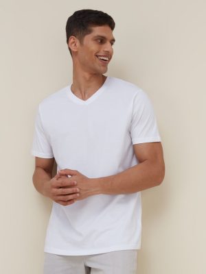 WES Casuals White Cotton Slim Fit T-Shirt