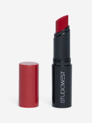 Studiowest Long-Wear Matte Lipstick. R-01. 3.5 GM