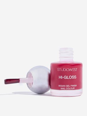 Studiowest Hi-Gloss Berry Blush BE-05 Creme Nail Colour - 8 ml