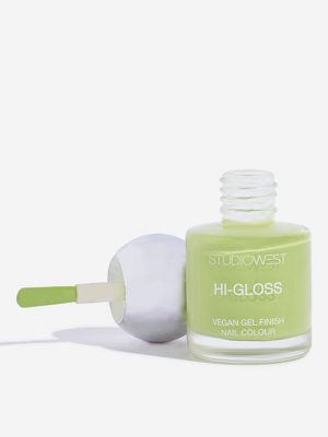 Studiowest Hi-Gloss Meadow Muse GR-06 Creme Nail Colour - 8 ml