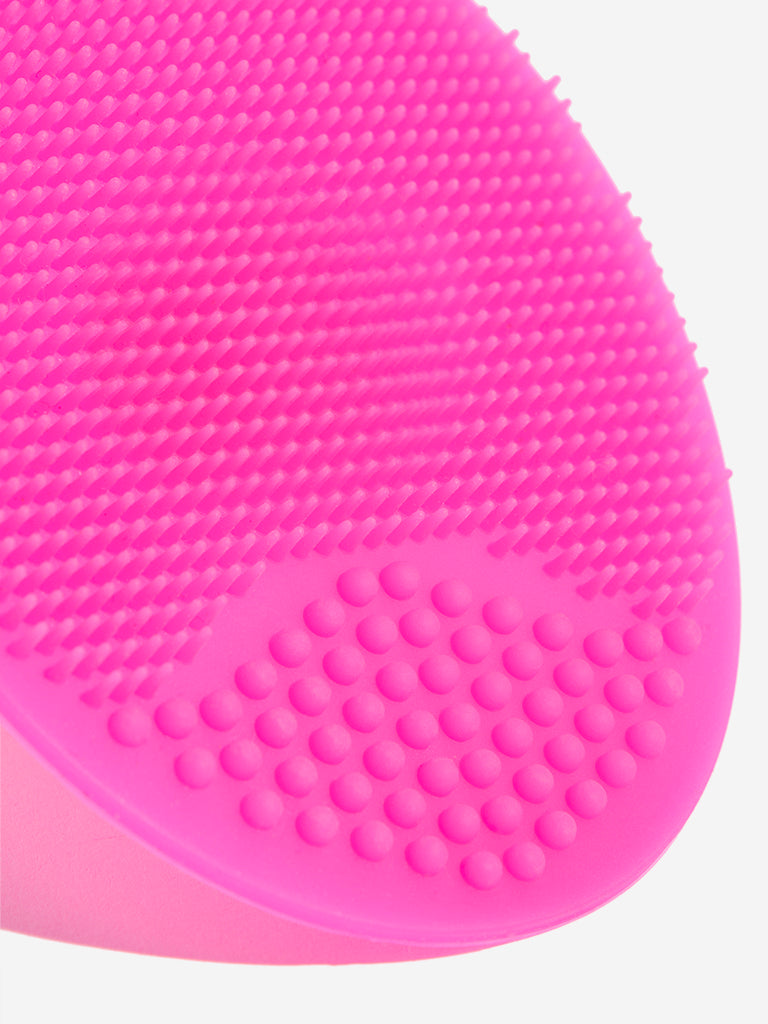 Studiowest Pink Brush Cleaning Pad - Image 3