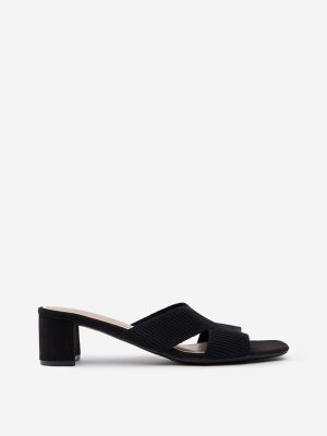 LUNA BLU Black Ribbed-Textured Block Heel Sandals