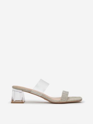 LUNA BLU Light Gold Vinyl Heel Sandals