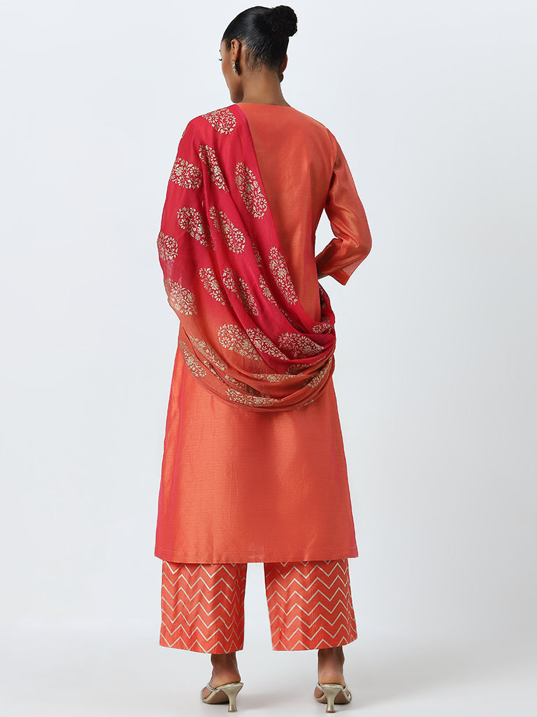 Vark Coral Floral Embellished Kurta. Pants And Dupatta Set - Image 4