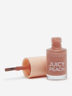 Studiowest Juicy Peach Creme Terracotta Orange O03 Nail Colour - 6 ml
