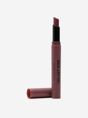 Studiowest Velvet Kiss Slim Stick Rose Dream P-02 Lipstick - 2 gm