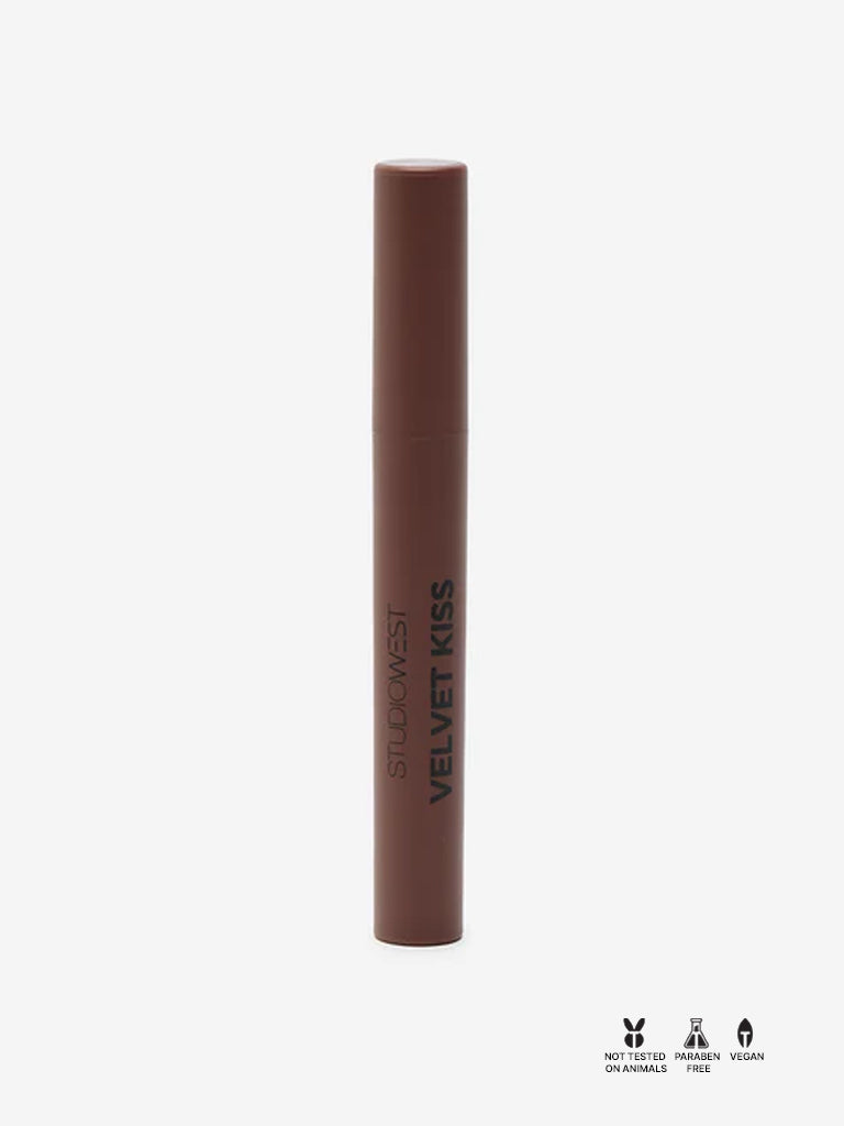 Studiowest Velvet Kiss Slim Stick Honey Latte N-01 Lipstick - 2 gm - Image 3