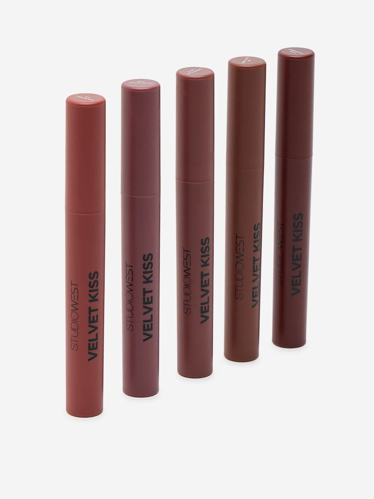 Studiowest Velvet Kiss Slim Stick Honey Latte N-01 Lipstick - 2 gm - Image 4