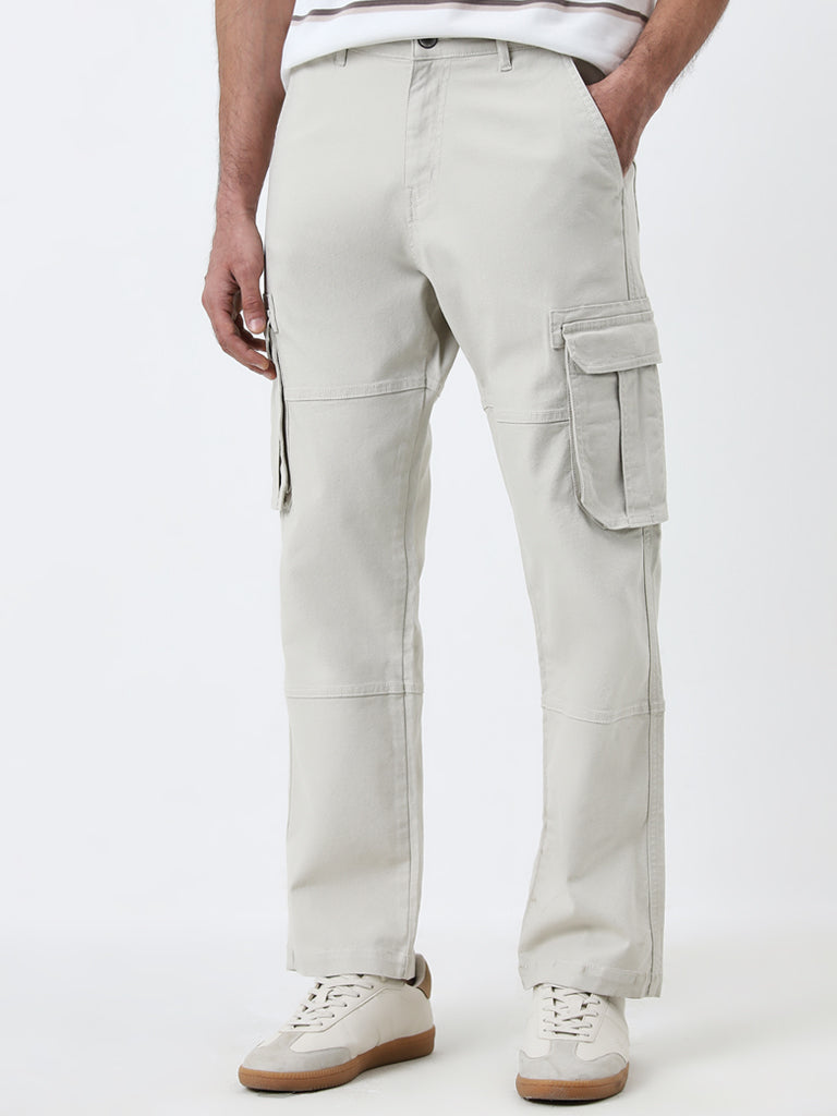 WES Casuals Ivory Relaxed-Fit Mid-Rise Cargo Jeans - Image 4