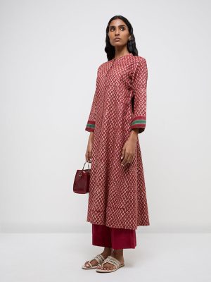 Zuba Red Floral Printed Cotton-Blend A-Line Kurta