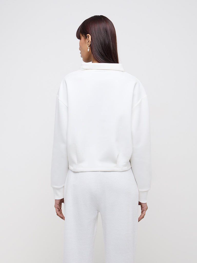 Studiofit White Collared Sweatshirt - Image 4