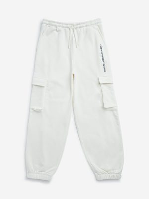 Y&F Kids Off-White Cargo-Style Mid-Rise Cotton-Blend Joggers