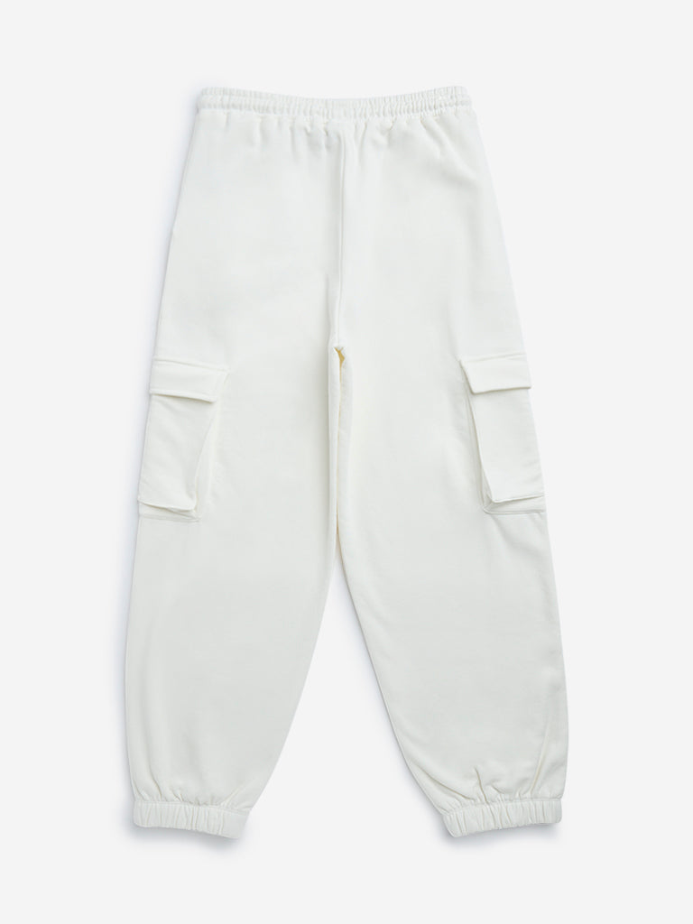 Y&F Kids Off-White Cargo-Style Mid-Rise Cotton-Blend Joggers - Image 3