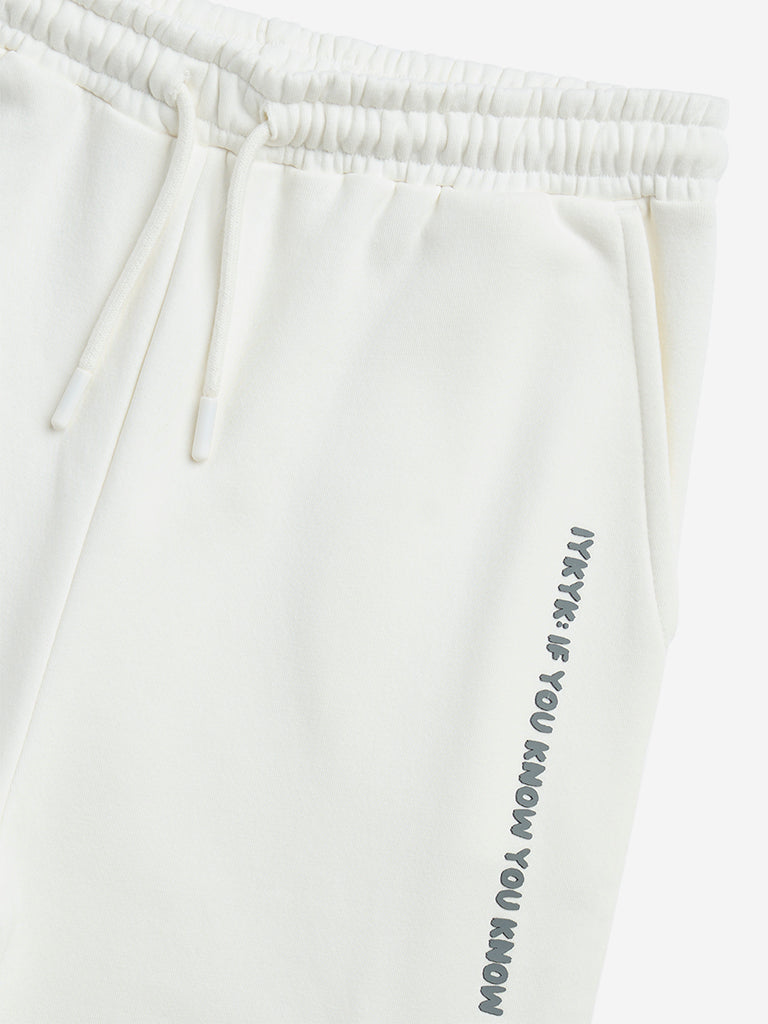 Y&F Kids Off-White Cargo-Style Mid-Rise Cotton-Blend Joggers - Image 4