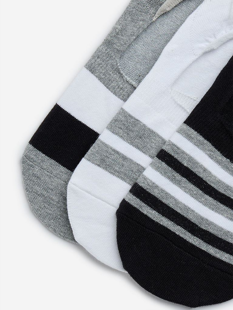 WES Lounge Grey Invisible Cotton-Blend Socks - Pack of 3 - Image 3