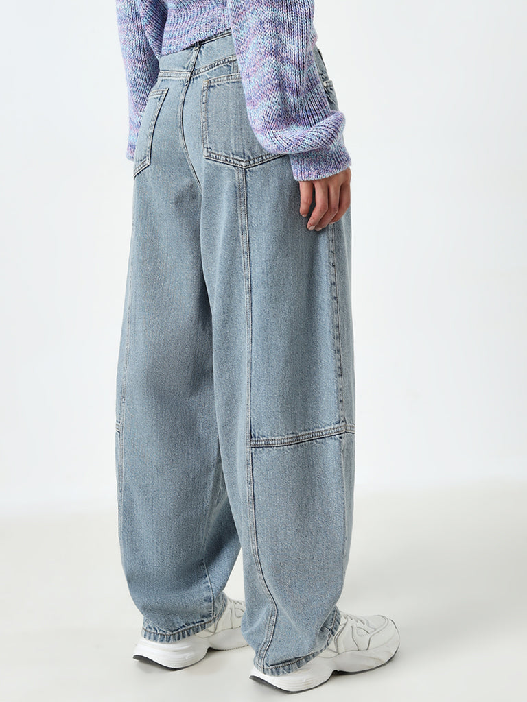 Nuon Light Blue Relaxed-Fit High-Rise Jeans - Image 4