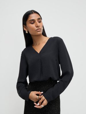 Wardrobe Black Crinkle Top