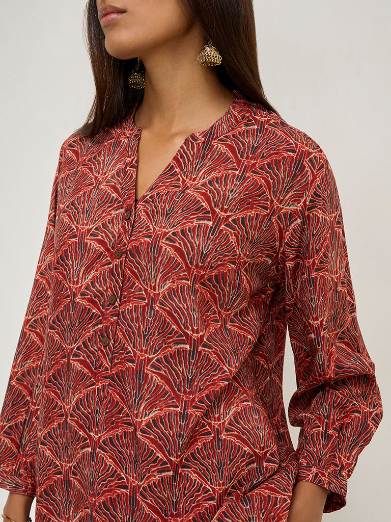 Utsa Red Floral Patterned Straight Kurti - Image 2