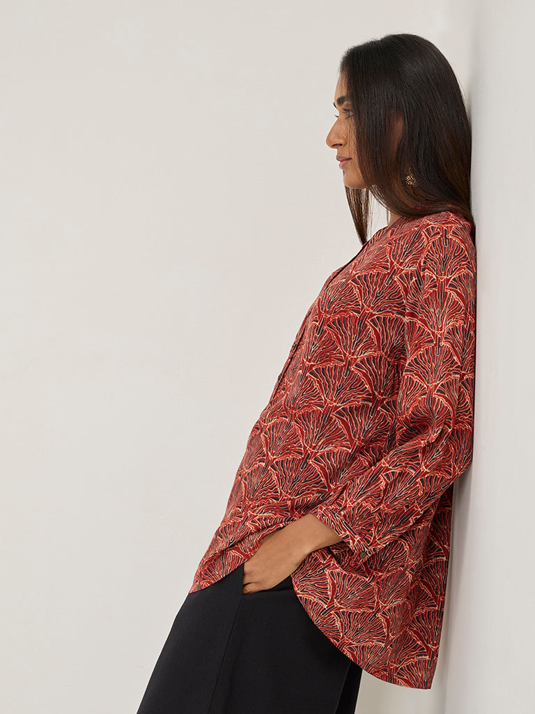 Utsa Red Floral Patterned Straight Kurti - Image 3