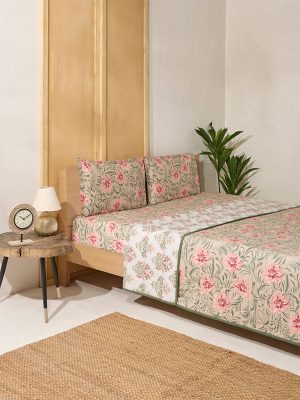 Westside Home Beige Floral Patterned Reversible Quilted Queen Bed Comforter