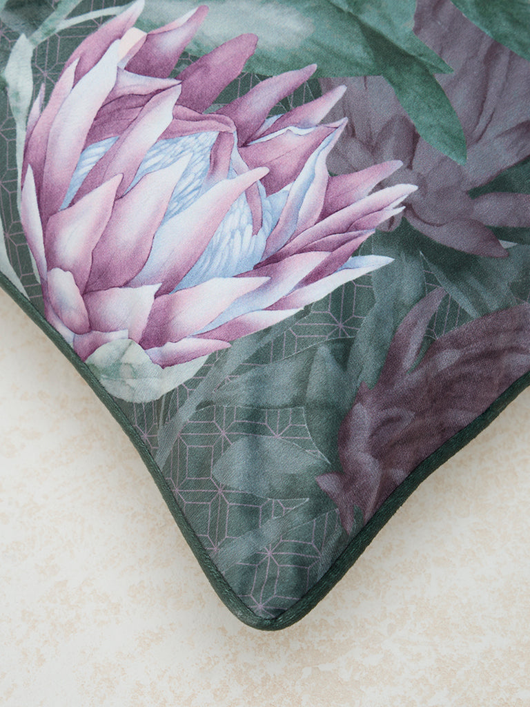 Westside Home Green Foliage Printed Cushion Cover - Image 4