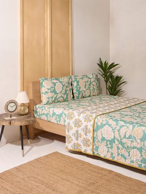Westside Home Green Floral Design Queen Bed Reversible Comforter