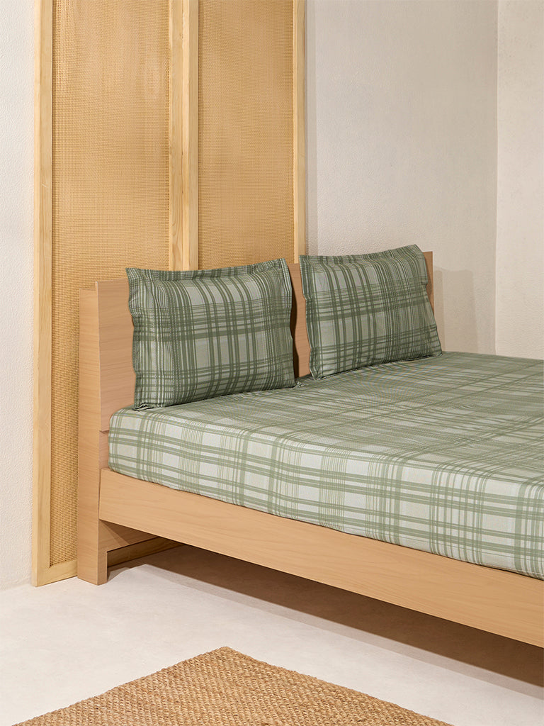 Westside Home Sage Checks Design Queen Bed Flat Sheet and Pillowcase Set - Image 2
