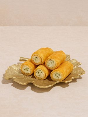 Westside Home Gold Leaf-Shaped Decorative Platter