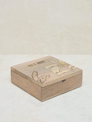 Westside Home Light Brown Leaf Design Nut Box