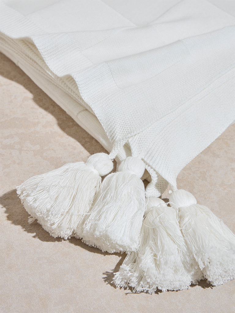 Westside Home White Block Design Single Bed Throw - Image 2