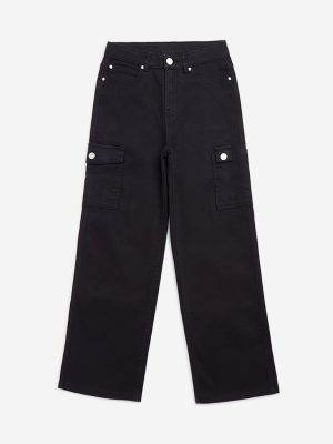 Y&F Kids Black Mid-Rise Cotton-Blend Cargo Trousers