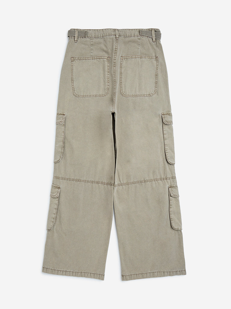 Y&F Kids Dark Beige Cargo-Style Mid-Rise Cotton Trousers - Image 2