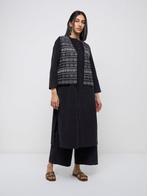 Utsa Black Embroidered Cotton Jacket