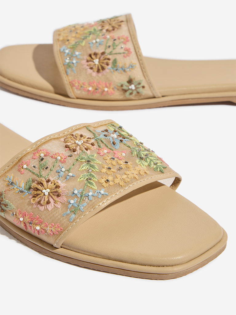 LUNA BLU Beige Floral Embellished Mesh Slides - Image 3
