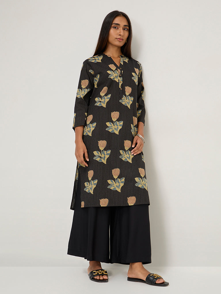 Utsa Black Floral Printed Straight Cotton-Blend Kurta - Image 3