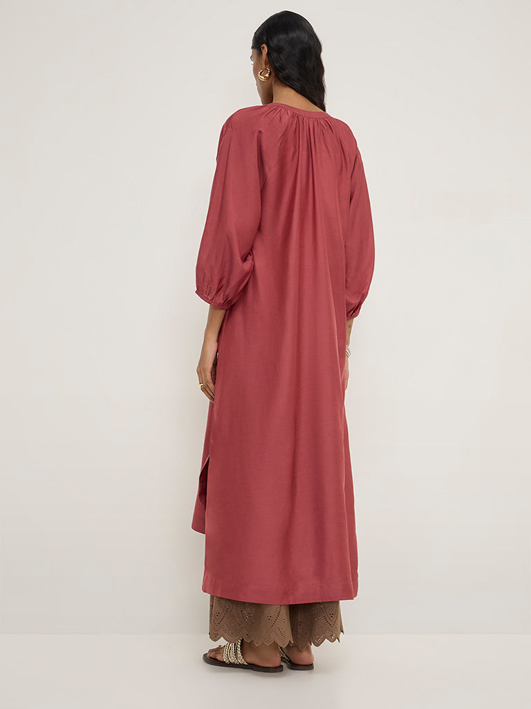 Zuba Maroon Embroidered High-Low Kurta - Image 5