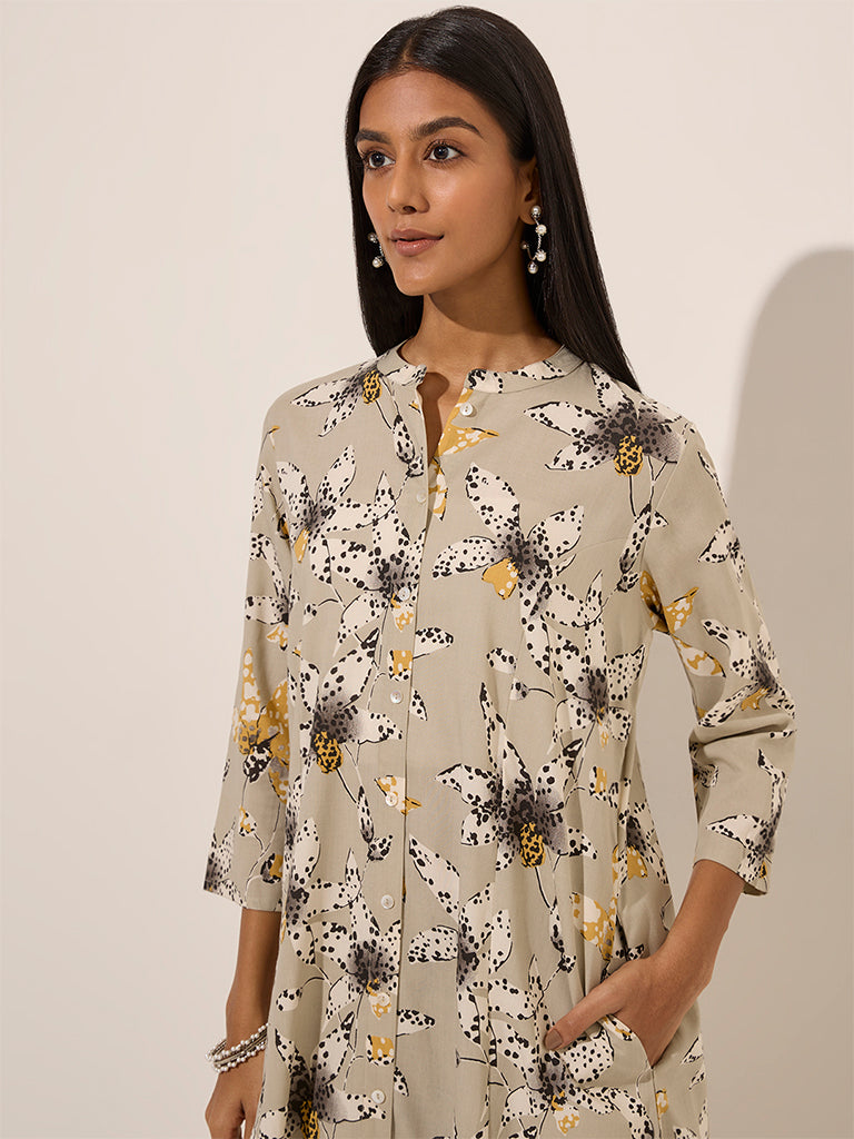 Utsa Grey Floral Printed A-Line Kurta - Image 3