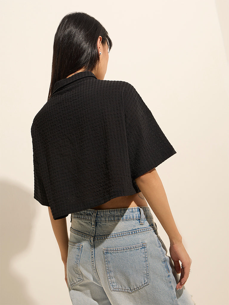 Nuon Black Waffle-Textured Crop Shirt - Image 4