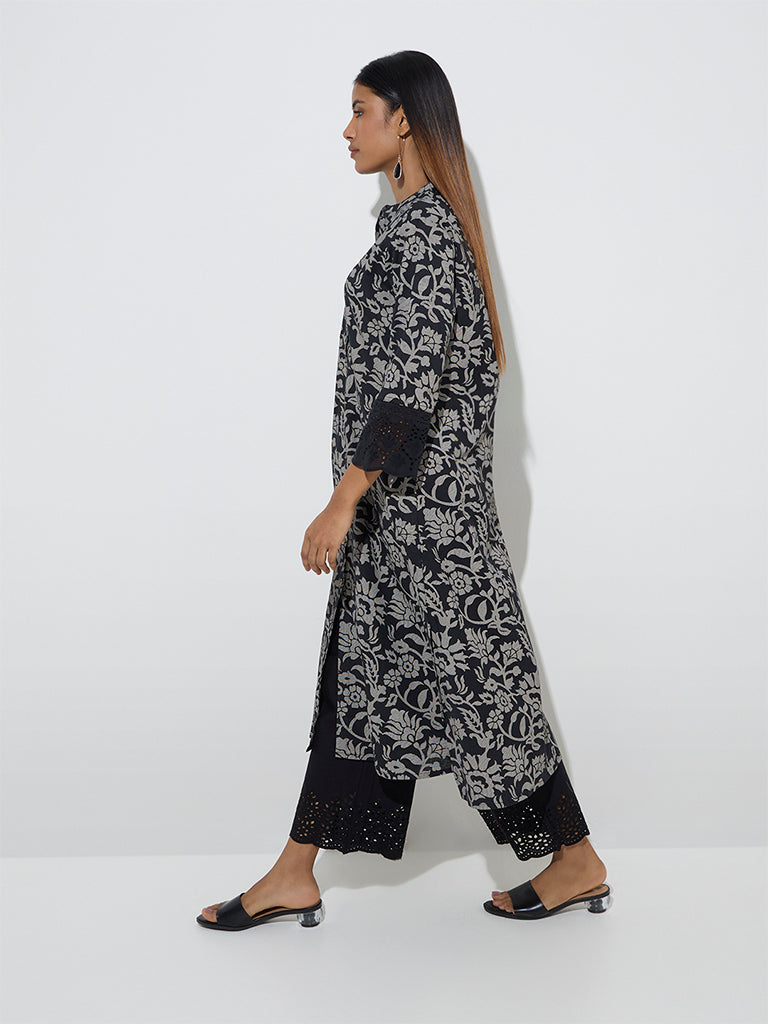 Utsa Black Floral Patterned Cotton-Blend A-Line Kurta - Image 3