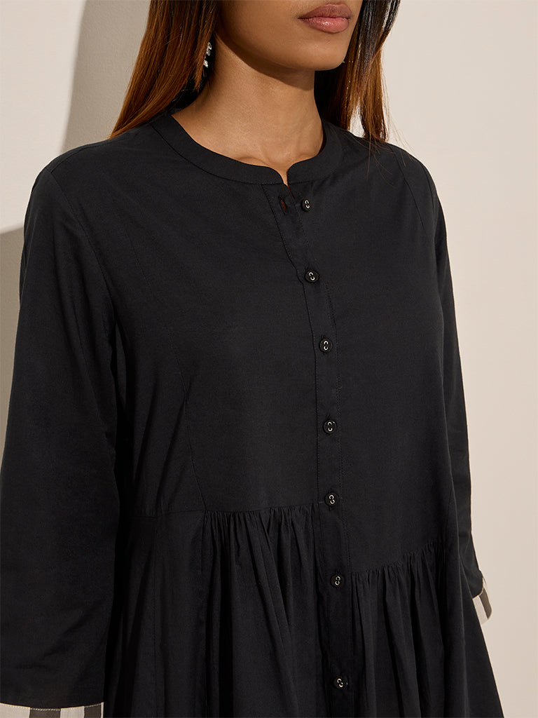 Utsa Black Solid Fit-and-Flare Kurta - Image 2