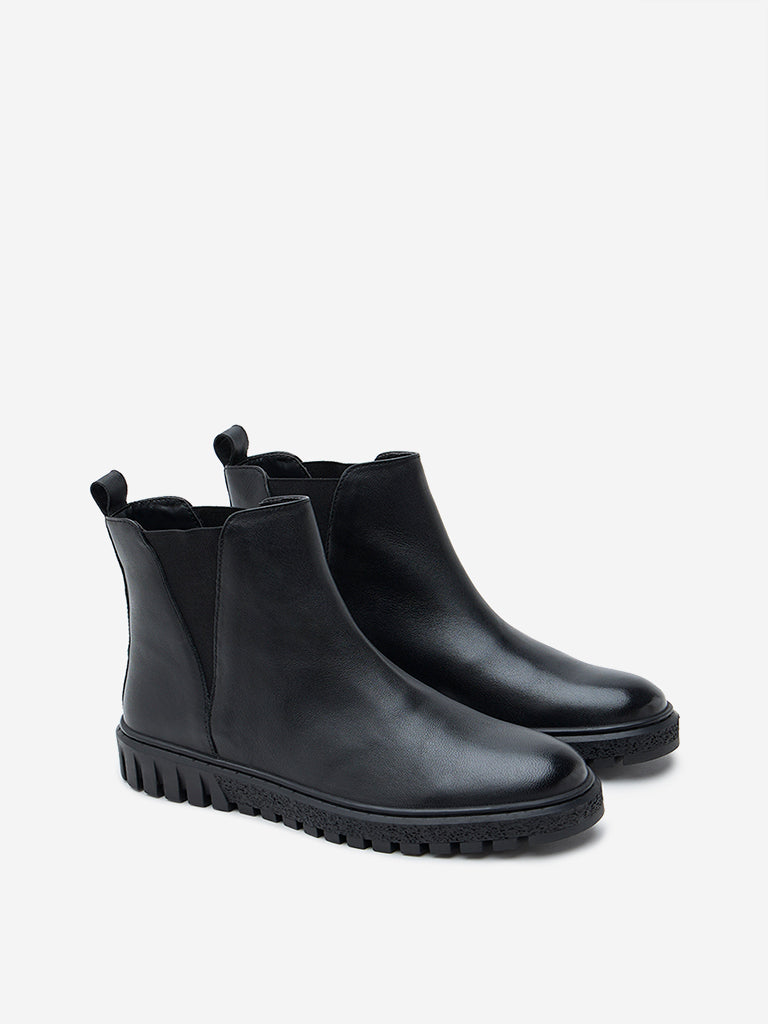 LUNA BLU Black Chelsea Boots - Image 2