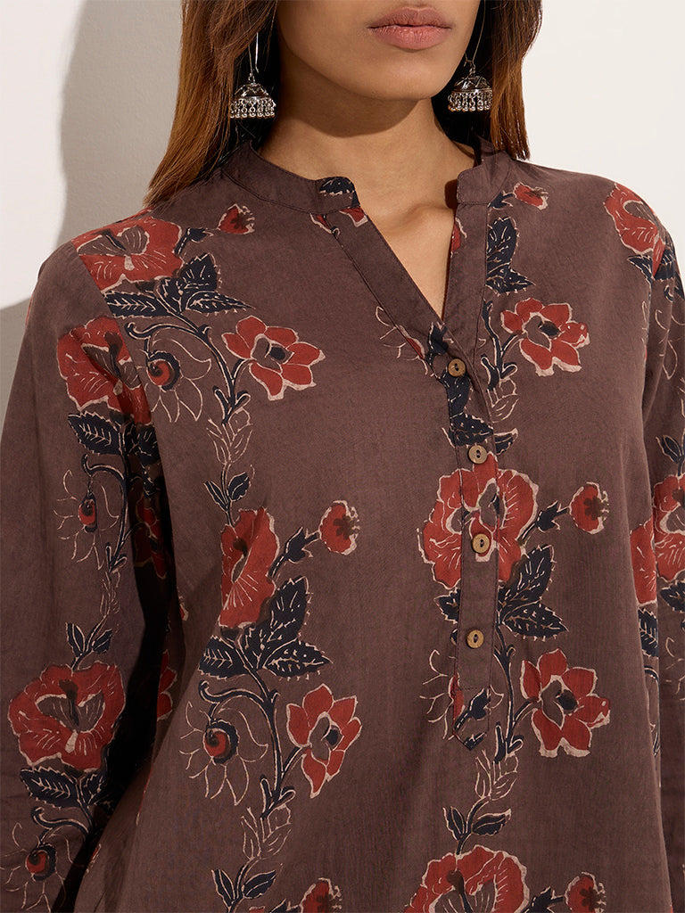 Utsa Brown Floral Printed Straight Cotton Kurta - Image 2
