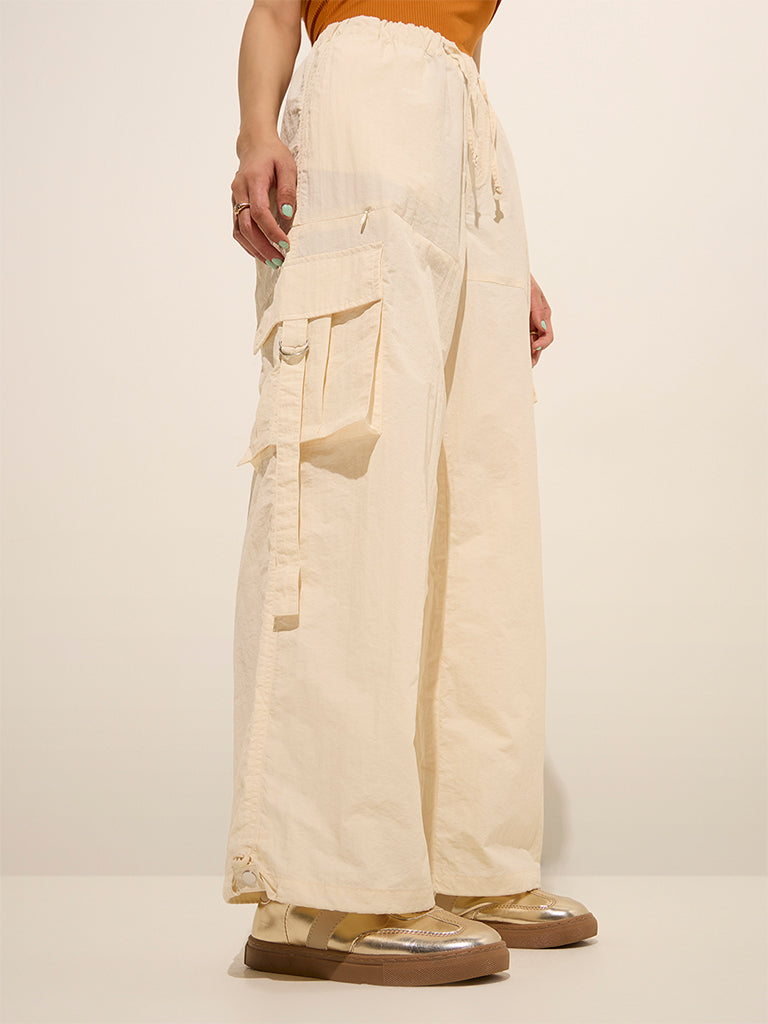 Nuon Cream Cargo-Style High-Rise Trousers - Image 3