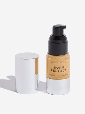 Studiowest Vanilla Born Perfect Aqua Matte Foundation - 23 ml
