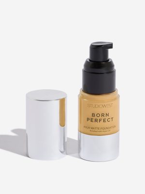 Studiowest Praline Born Perfect Aqua Matte Foundation - 23 ml