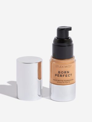 Studiowest Caramel Born Perfect Aqua Matte Foundation - 23 ml