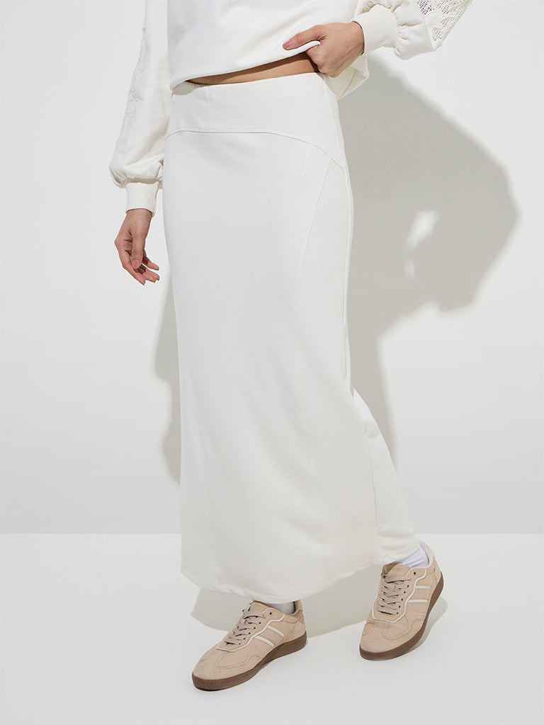 LOV Off-White Solid High-Rise Skirt - Image 3