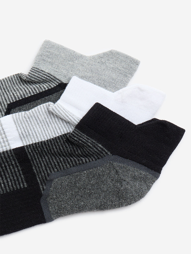 WES Lounge Grey Striped Ankle-Length Cotton-Blend Socks - Pack of 3 - Image 3