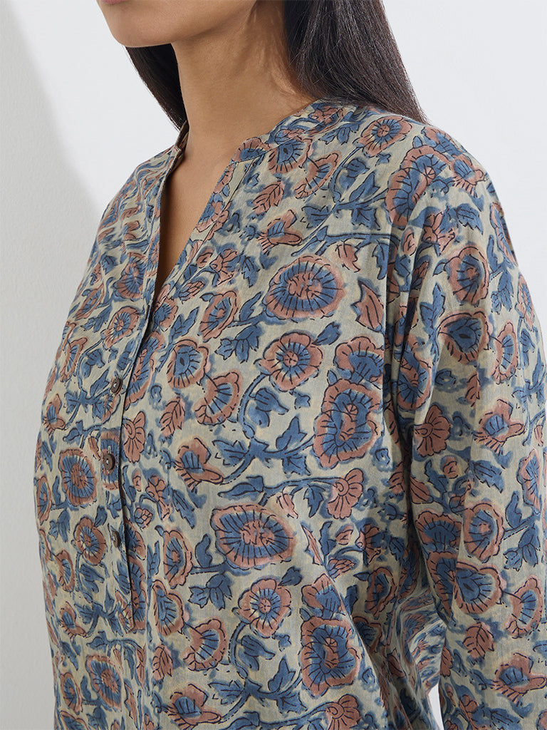 Utsa Blue Floral Design Straight Cotton Kurta - Image 2