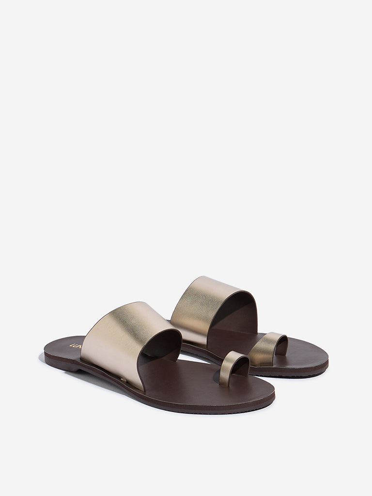 LUNA BLU Dull Gold Toe-Ring Sandals - Image 2